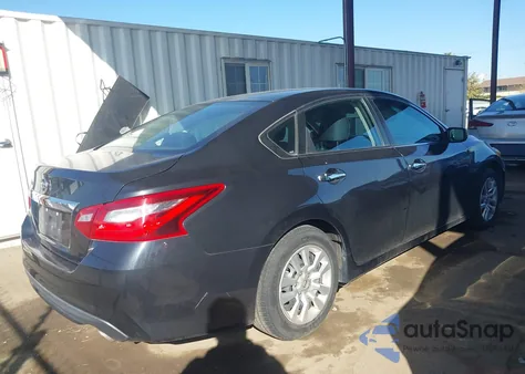 2016 Nissan Altima 2.5/2.5 S/2.5 Sl/2.5 Sr/2.5 Sv z USA, uszkodzony, nr VIN 1N4AL3AP6GC218225